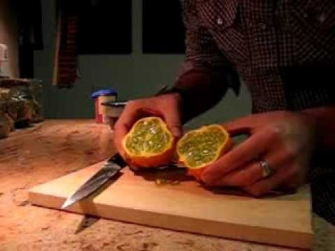 How to Eat a Kiwano (Horned Melon)
