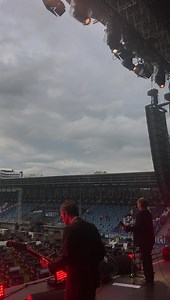 Strandkorb Open Air in Wiesbaden: die Bühne ist 10 m hoch und das Wetter spielt mit. | Element Of Crime