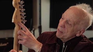 Robin Trower on switching amps and his signature Strat