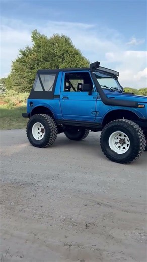 1987 Suzuki Samurai Engine Running Walkaround #suzukisamurai #suzukisamuraiforsale #samuraiforsale