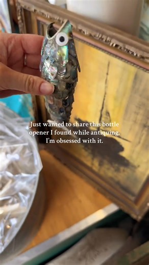 “My bar’s most raved-about piece!” ⭐ This abalone shell opener shimmers beautifully, moves like a live fish, handcrafted with one-of-a-kind iridescence! Solid metal build lasts, perfect for parties or gifting beer lovers/collectors 🎁 Coastal-vintage vibe wows guests—functional art that matches your taste! 🍺💫 | Destinek