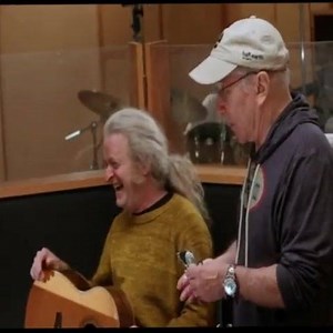 16K views · 937 reactions | The new album, ‘In The Blue Light’ Produced by Paul Simon and Roy Halee is available everywhere on Friday, September 7! Pre-Order Link in Story & Bio. #InTheBlueLight | Paul Simon | Facebook