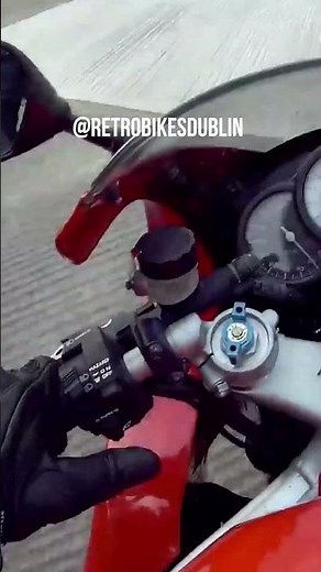 😍👌2002 honda vtr 1000 review - honda vtr 1000 firestorm 2000 yellow review & start up (MotoVlog)