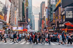 The 7 Best Places to Eat in Times Square, According to Travel   Leisure Editors