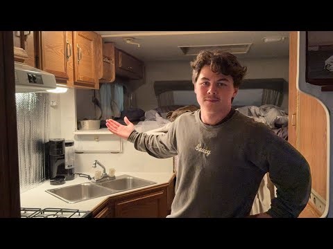 First Night Truck Camping In My 30yo Ford F250 (gone wrong)