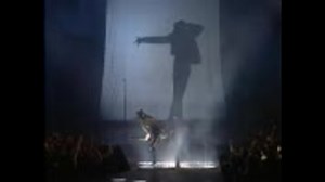 100 高画質、高音質で見る洋楽名曲選　Michael Jackson - 伝説の15分(完全版)