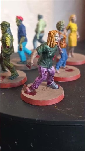 The Walking Dead All Out War Miniatures figures #28mm #zombies #shorts #short #miniture