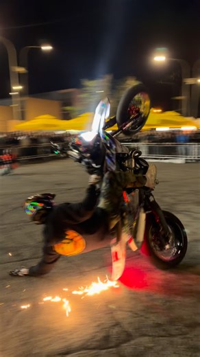 Marinos Ropas | MadSkills72 | Boyz Stuff ✊🏽💨 @redbullcy @bikemafia_cy @boyz_stuff_show #sumo #supermoto #supermotard #motard #stuntriding #mx #grenzgaenger #onone... | Instagram