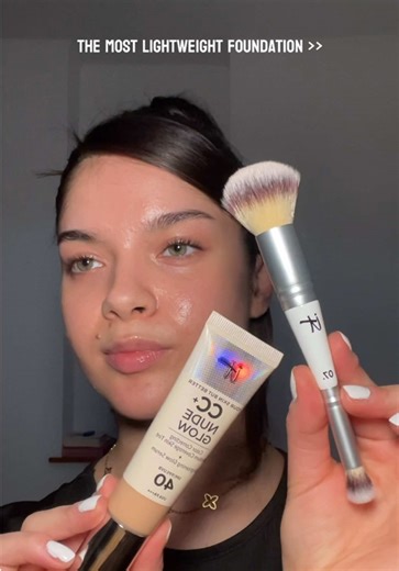 Your Skin but Better: CC Nude Glow von IT Cosmetics