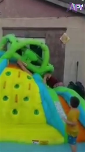 260K views · 641 reactions | What are you doing? 藍 | America's Funniest Home Videos | Facebook