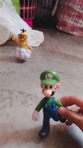 noooo Luigi 😔✋ #memes #elpersonajedelasemana