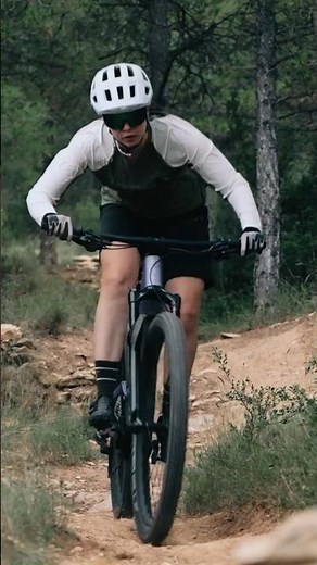 Modern downcountry bike, but electrified: SCOTT Lumen. #SCOTT #eMTB #DownCountryBike