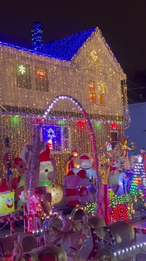 Christmas Lights, Lyndhurst NJ 2025