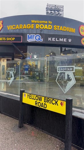 Our new Dementia Friendly Hertfordshire accreditation scheme is open for local businesses and organisations. @watfordfc is one of the first to become accredited. You can get the accreditation in a few simple steps after making small changes to your organisation to make it more accessible for people living with dementia. Accredited organisations will be listed on an interactive map so that people with dementia and their carers can find accessible places to visit in their community, from hairdress