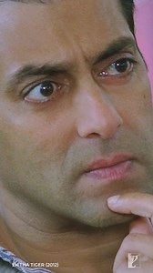 202K views · 1.1K reactions | If you didn't know better, you'd swear they are siblings! 來 #WorldSiblingsDay | YRF - Yash Raj Films | Facebook