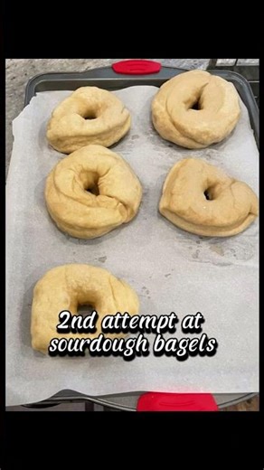 #sourdough #bagels #sourdoughbagels #cookingfromscratch #Shorts #simplyashleyv