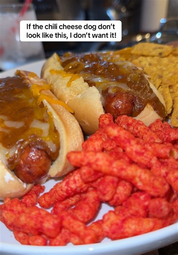 Delicious Chili Cheese Dog Recipe for Everyone