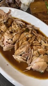 538K views · 10K reactions | CHIKEN HAINAN (hainan chiken rice) petek masak poteh ini mampu membuat damar bahagia dan lupa berdoa..!!!! Jangan lupa berdoa ya襤 #fyp #viral #kingabdi #makanan #makananpedas | BANG SAT Gaming | Facebook
