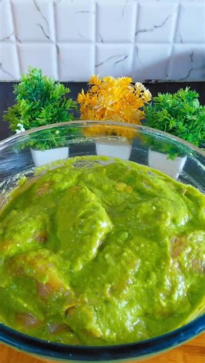 Hyderabadi Green Chicken Recipe 🍗 #shorts