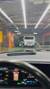 #Зарна Mercedes benz GLS580 V8 / гаальтай /Үйлдвэрлэсэн он: 2020Орж ирсэн он: 2025Гүйлт: 50k kmХөдөлгүүрийн багтаамж: 4.0cc twin turbo V8 Нэмэлт мэдээлэл: Сая орж ирсэн гаальтай 511hp 4н дугуй хөтлөгчтэй Sport , хийн амаржин, суудлын массаж burmester sound system Дэлгэрэнгүй мэдээлэлийг: ☎️ 80060606📍Манай хаяг: Нарны хороолол Наран сургууль б1 #mercedesbenzmongolia #mbgls580 | Tudu’s CAR dealer