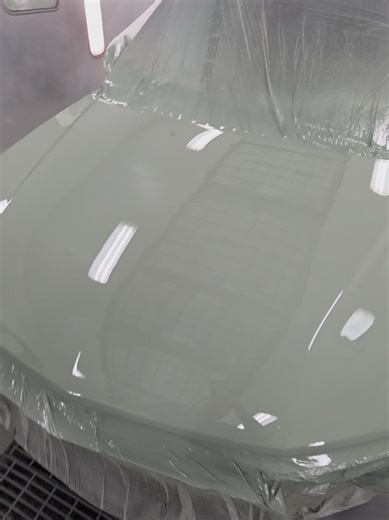 New bumper and door with front end panel painted for this 2024 trailblazer using GVR #sikkens #sata #paintsniffer #dailygrind #fyp @sikkens_official @General Motors