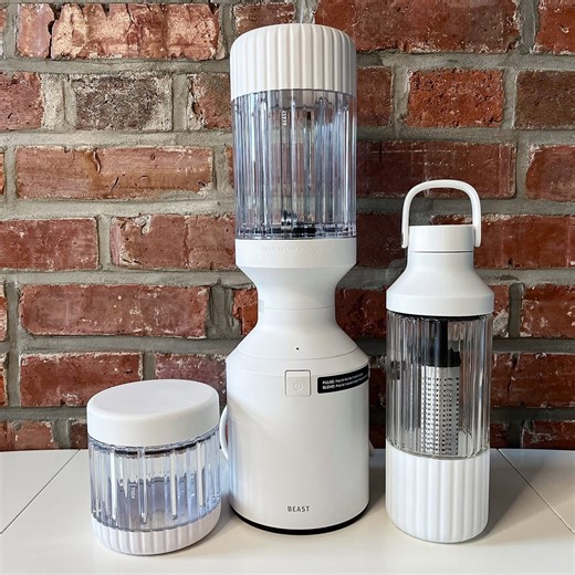 I Tested the Internet-Famous Beast Blender To See if It’s More Than a Pretty Kitchen Appliance