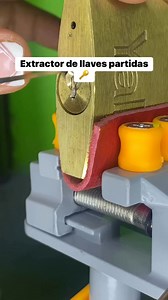 179K views · 482 reactions | Así funciona el Extractor De llaves #key #hack #tips #lifehacks #trabajo #hacks #creatividad #herramientas #carros #motivation #motos | Cerrajero Key Master | Facebook