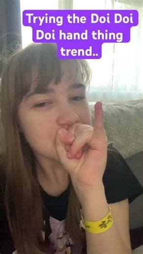 Trying the Doi Doi hand thing… #doidoi