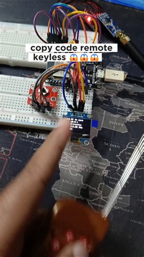 xor722 on Instagram: "esp grabber adalah program untuk scan copy dan transmitter sinyal frekuensi dari remote keyless. program ini pakai modul cc1101 #education #espgraber #cc1101 #remotekeyless #xor722"