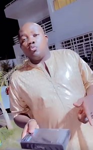 219K views · 5.2K reactions | Un autre iphone 12 pro max pour moi merci beaucoup ablo cool merci à petit bal dramé pour les 500 milles et merci à Ousmane simpara pour le groupe électrogène  | Mariam BA LAGARÉ | Facebook