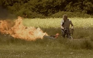 史上最强喷气式自行车