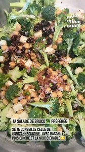 Retrouvez cette délicieuse recette de brocoli crémeuse au bacon et aux noix ici : https://roxannecuisine.com/recette/salade-de-brocoli-cremeuse-au-bacon/ Une belle salade repas qui explose de saveurs comme j'aime :D | Katherine-Roxanne Veilleux