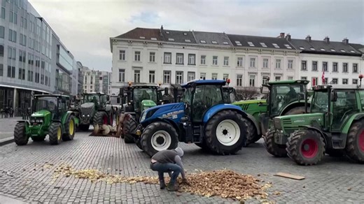 Eric Code on Instagram: "🟦 Actualité & Réflexion Agriculteurs belges mobilisés à Bruxelles pour protester contre l’accord Mercosur Faut-il y voir un signal institutionnel ? 🗂️ Contexte rapide Des agriculteurs belges ont bloqué des axes routiers à Bruxelles ce jeudi 18 décembre 2025. Objectif : manifester leur opposition à l’accord de libre-échange entre l’Union européenne et les pays du Mercosur. Ce mouvement illustre les tensions croissantes entre représentants agricoles et décisions commerci