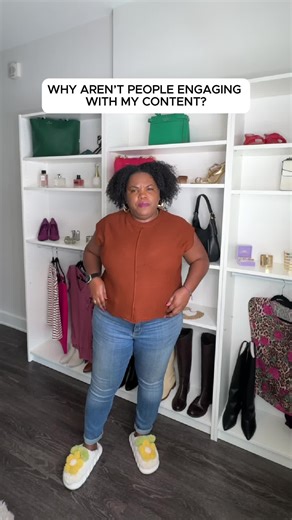 You can have the best advice in the world… but if the first few seconds don’t earn attention, no one ever gets to the message. What usually kills engagement: • no clear hook • slow or predictable openings • talking at people instead of pulling them in Your content doesn’t need to be louder. It needs to be structured better. Fix how you open the video and engagement changes fast. If you’re done guessing and want the exact framework I use to make content people actually watch, comment CHALLENGE an