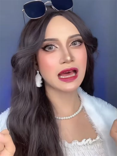 Transisi Makeup Jadi Cantik: Tutorial untuk Cewek Ganteng