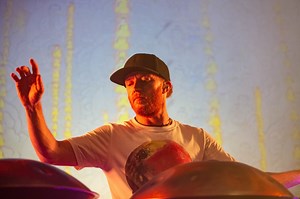 843 reactions · 113 shares | El domingo 1 de diciembre, los Hang Massive estarán actuando en Buenos Aires. ellos son la banda de Handpan mas reconocida del mundo y estan realizando una gira mundial, con su nuevo y sorprendente show en vivo! Únete a ellos para una noche de musica magica y vibración positiva. El evento se aproxima pronto! No te lo pierdas. Has click debajo para mas información y comprar las entradas! | Hang Massive | Facebook