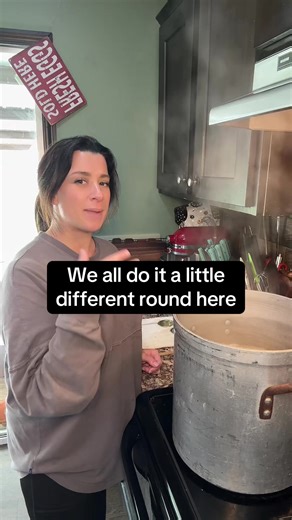 We all do it different around here but heres a quick look into how I make MY gumbo! #louisiana #roux #cook #food #gumbo