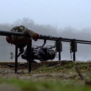 Live at 5! A new Vlog series starts tonight over on the @kordaofficial YouTube channel. First time I’ve done anything quite like this so I hope you all enjoy it and please give us some feedback! #teamkorda #spoonersvlog #carpfishing #layerpit #lovelycommons #carp #bites #mainlinebaits #cypography | Neil Spooner Carp Angler