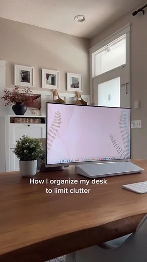 Desk Organization Tips: Limit Clutter and Boost Productivity