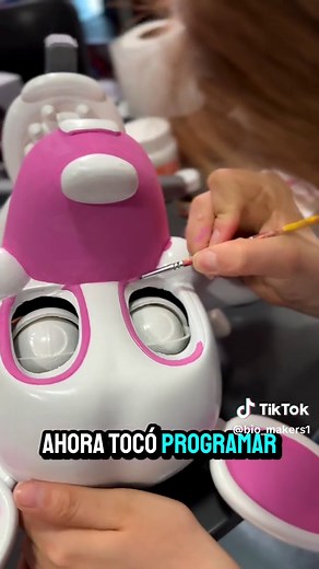 Mangle FNAF Cosplay Tutorial and Animatronics Assembly