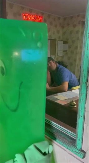 Midnight Motel Mayhem: Gelatin Gone Wild!