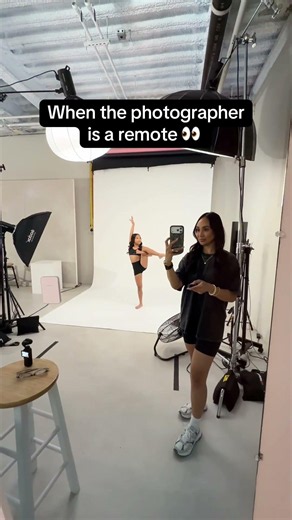 This photo studio was so cool! #photostudio #photographer #motheranddaughter #dancer #dancemom