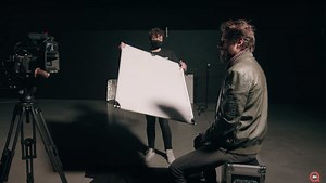 5 Lighting Setups Using a Single Light