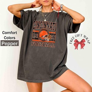 Comfort Colors Cincinnati Football T-shirt, Vintage Cincinnati Shirt, Unisex Game Day Apparel, Football Season Clothing, Kids Football Shirt - Etsy