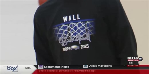 Wall girl’s basketball is in good hands under Coach McLaughlin