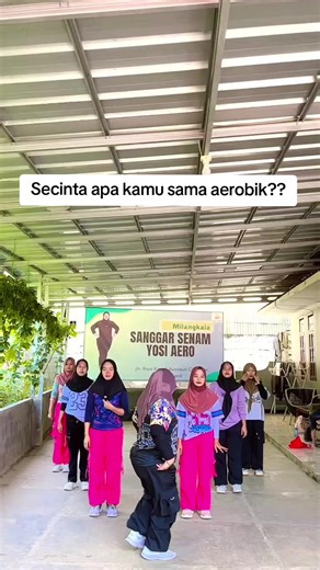 Senam Aerobik Ceria Bersama Yosi dan Yassiaero