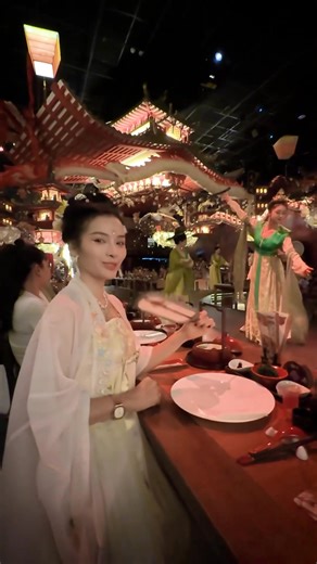 17K views · 225 reactions | Welcome to Shanghai #phuongtrinhjolie #vlog #travel #shanghai | Phương Trinh Jolie | Facebook