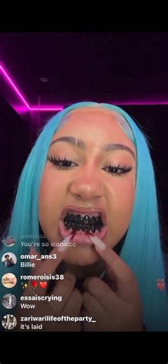 Kim Kardashian daughter North West full video ~ for more of her clips don’t forget to follow #kimkardashian #northwest #kanyewest #bluejeans #kpop