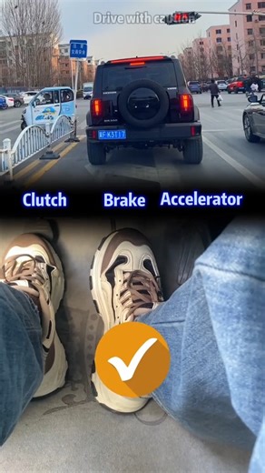 484K views · 2.1K reactions | There_are_three_braking_postures#drivingschool #driving #knowledge #facebookreelsviral #reelsfacebook #drivingtips #reelsfypシ #reelstrending #reelschallenge | Driving tips | Facebook