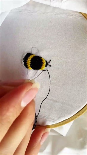Hand embroidery tutorial, bee #embroidery art